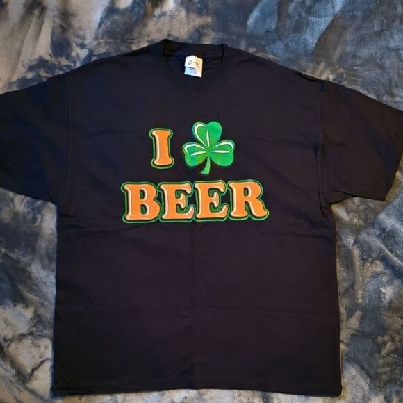 NWOT Men's St. Patrick's Day T-Shirt Size XL - Picture 1 of 4